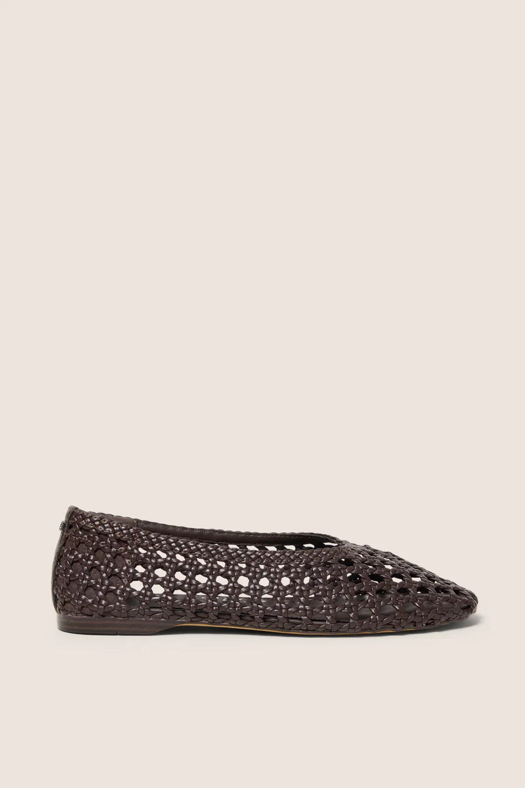 Shira Flat
