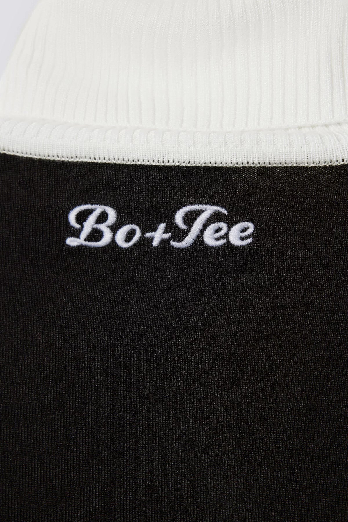 Knit Long Sleeve Fitted Top in Black