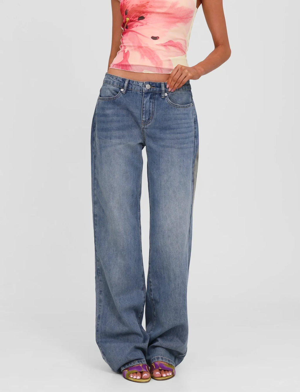 ESTRELLA JEAN MID WASH