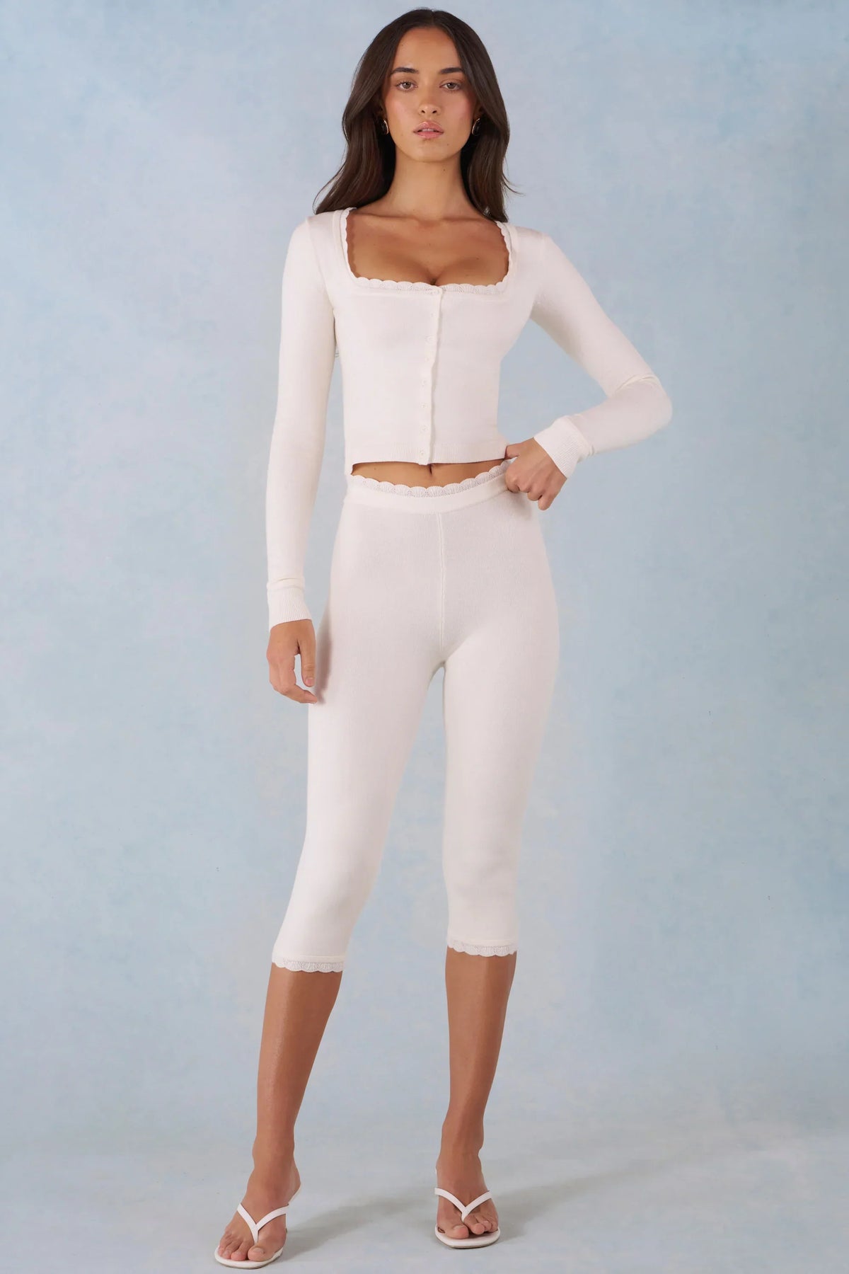 Knit Mid Rise Capri Trousers in Ivory