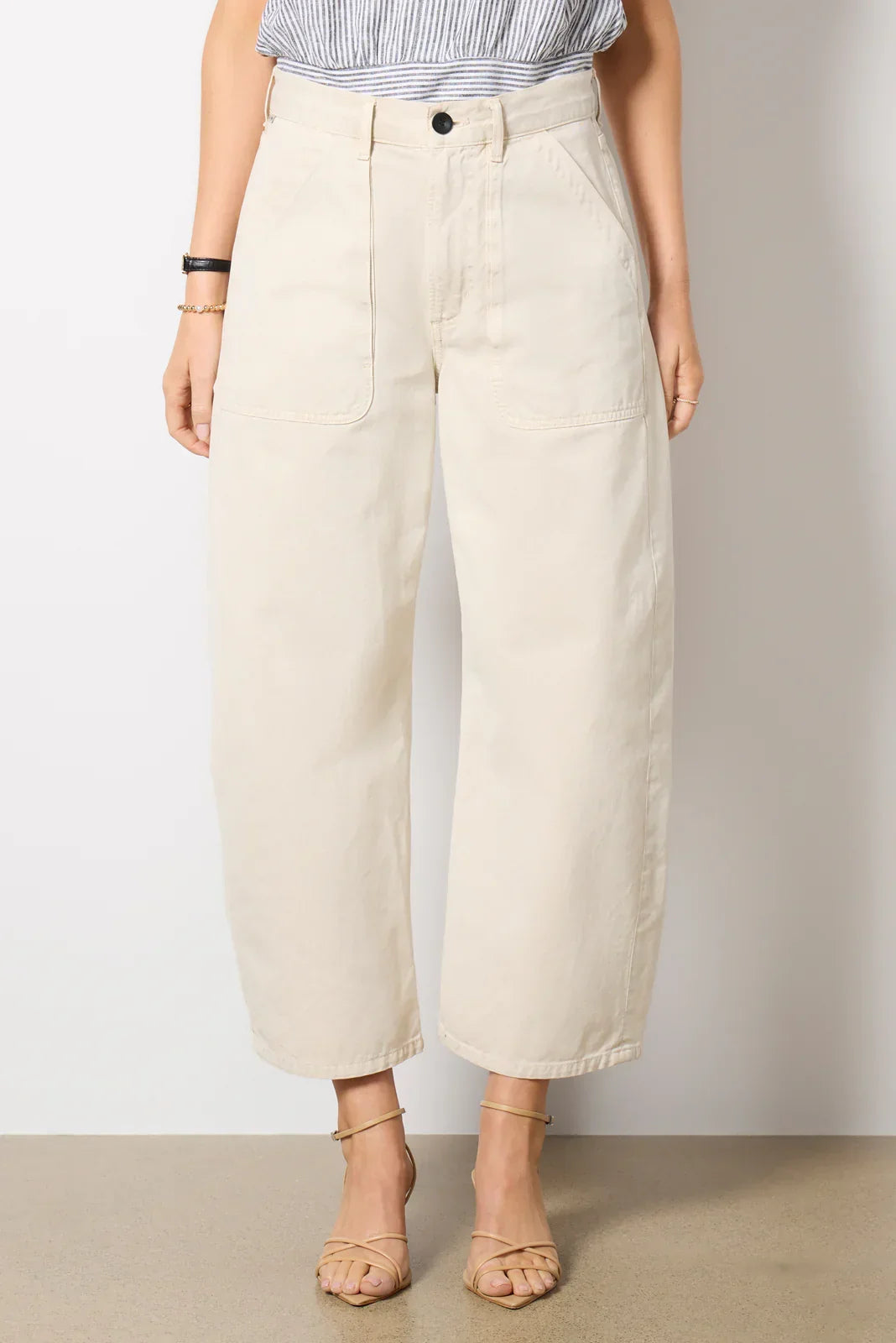 Ayla Cargo Crop